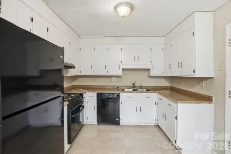 4459 Fair Springs Road Charlotte NC 28227