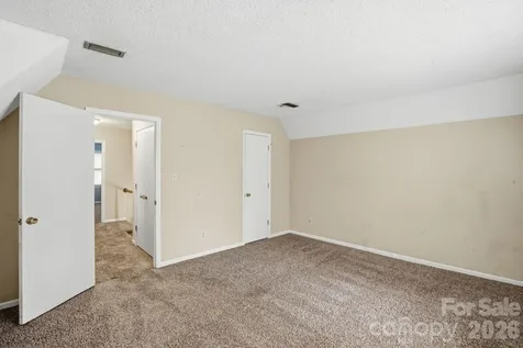 4459 Fair Springs Road Charlotte NC 28227