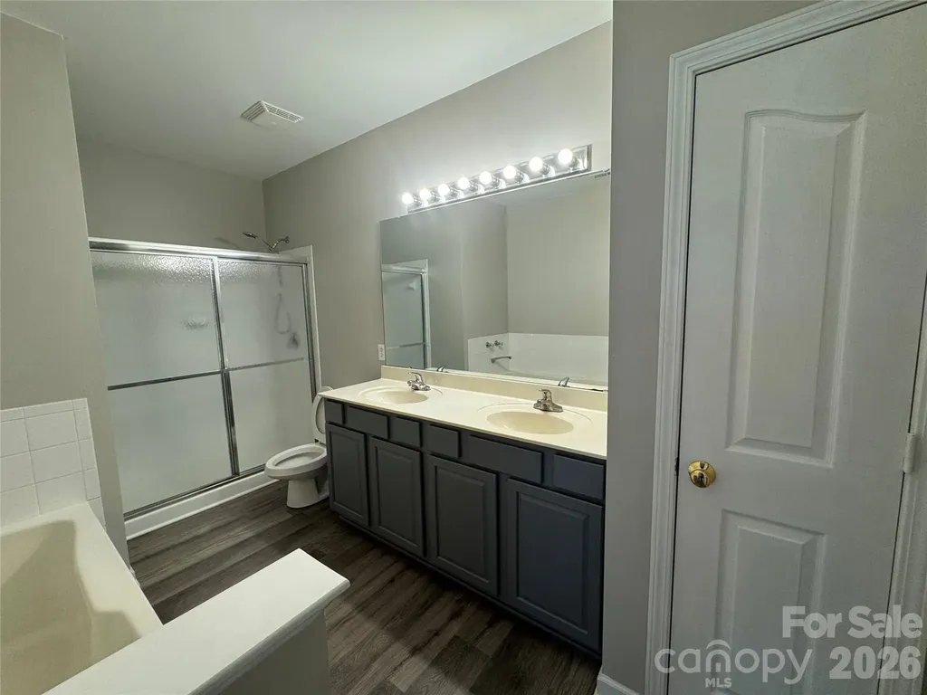 10676 Hill Point Court Charlotte NC 28262