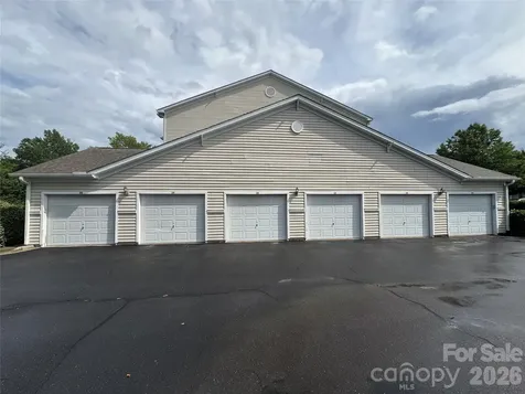10676 Hill Point Court Charlotte NC 28262