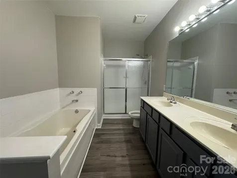10676 Hill Point Court Charlotte NC 28262