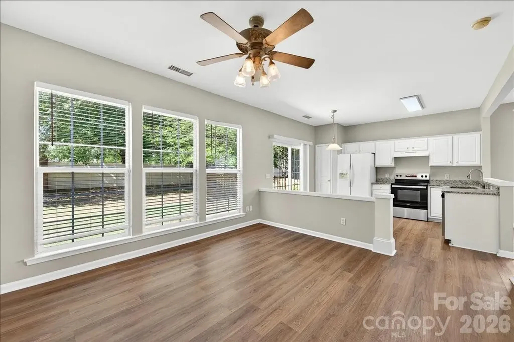 2435 Normancrest Court Charlotte NC 28270