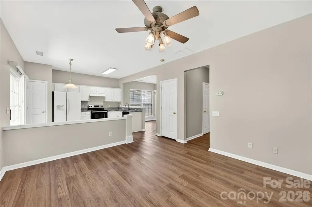 2435 Normancrest Court Charlotte NC 28270