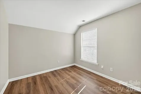 2435 Normancrest Court Charlotte NC 28270