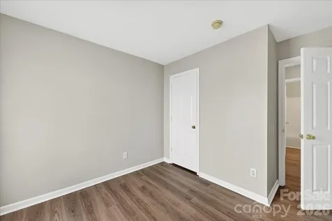 2435 Normancrest Court Charlotte NC 28270