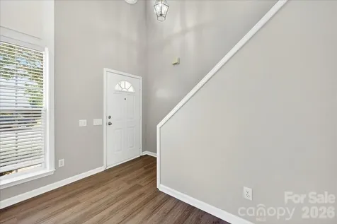 2435 Normancrest Court Charlotte NC 28270