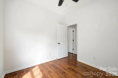 1817 Ethel Guest Lane Charlotte NC 28206