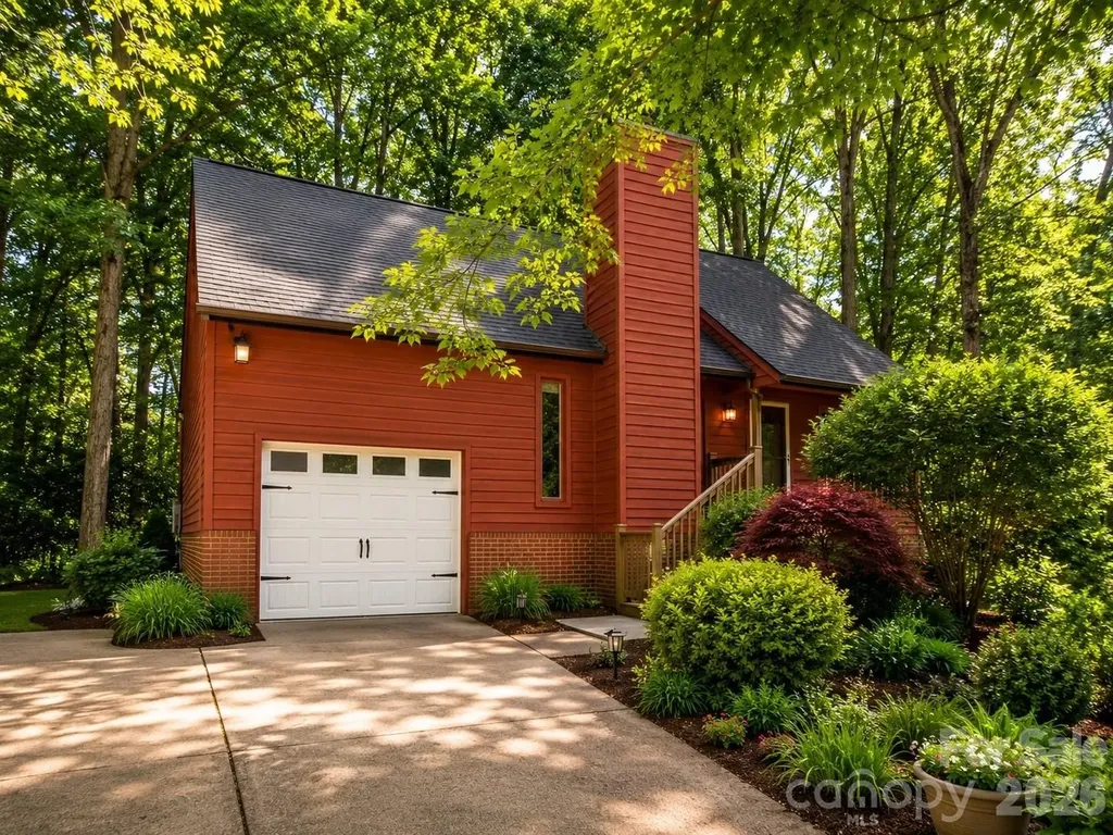 8401 Barncliff Road Charlotte NC 28227
