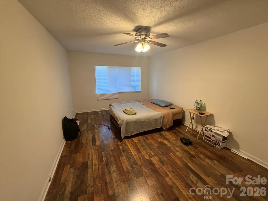 8401 Barncliff Road Charlotte NC 28227