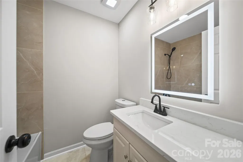 1421 Tyvola Road Charlotte NC 28210