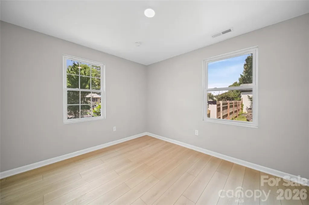1421 Tyvola Road Charlotte NC 28210