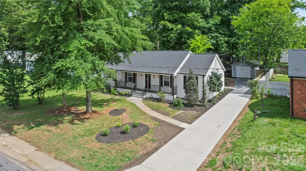 1421 Tyvola Road Charlotte NC 28210