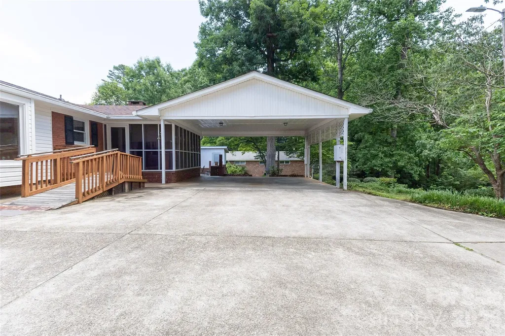 118 Amity Circle Belmont NC 28012