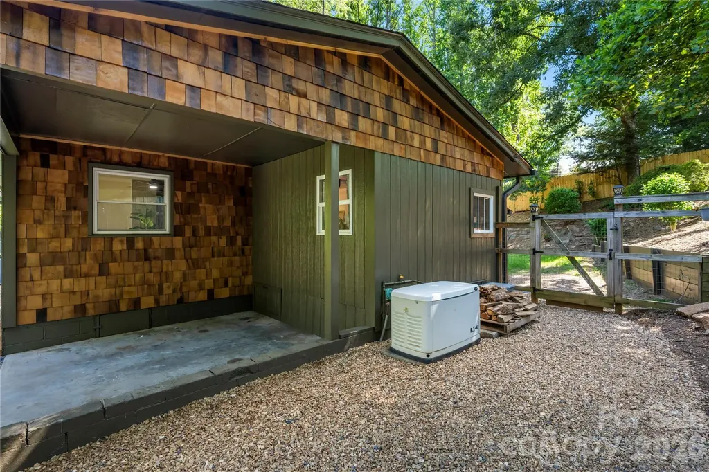 2323 Greater Druid Hills Boulevard Hendersonville NC 28791
