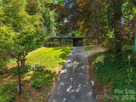 2323 Greater Druid Hills Boulevard Hendersonville NC 28791