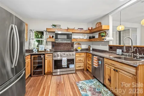 2323 Greater Druid Hills Boulevard Hendersonville NC 28791