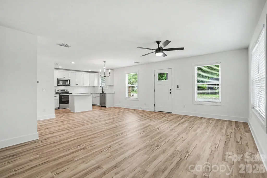 811 Evening Shade Lane Gastonia NC 28052