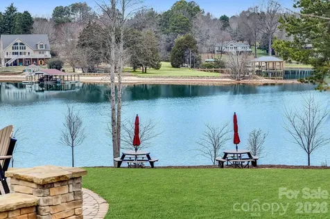 106 Nablus Trail Mooresville NC 28117