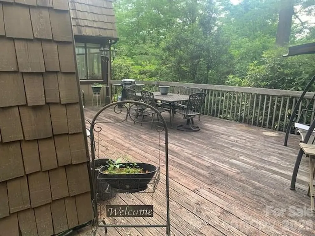 384 Knob Creek Road Pisgah Forest NC 28768