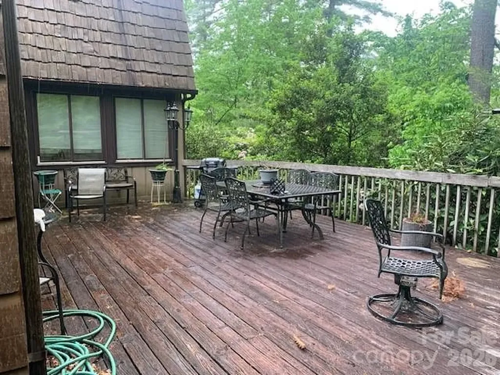 384 Knob Creek Road Pisgah Forest NC 28768