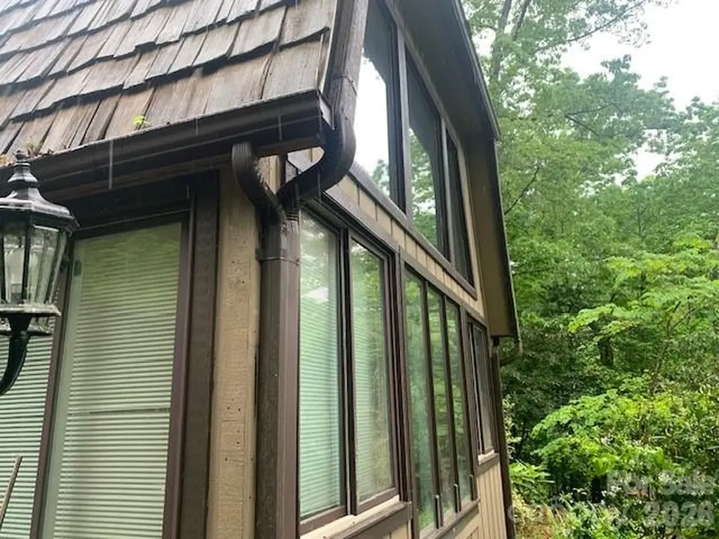 384 Knob Creek Road Pisgah Forest NC 28768