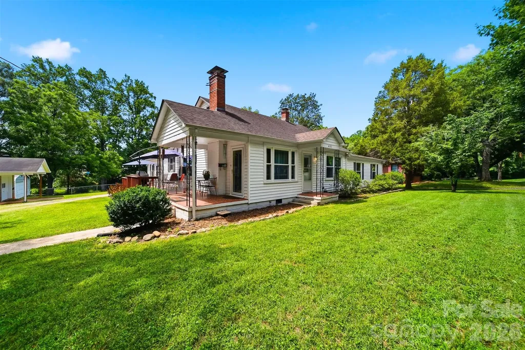 431 W 20th Street Newton NC 28658