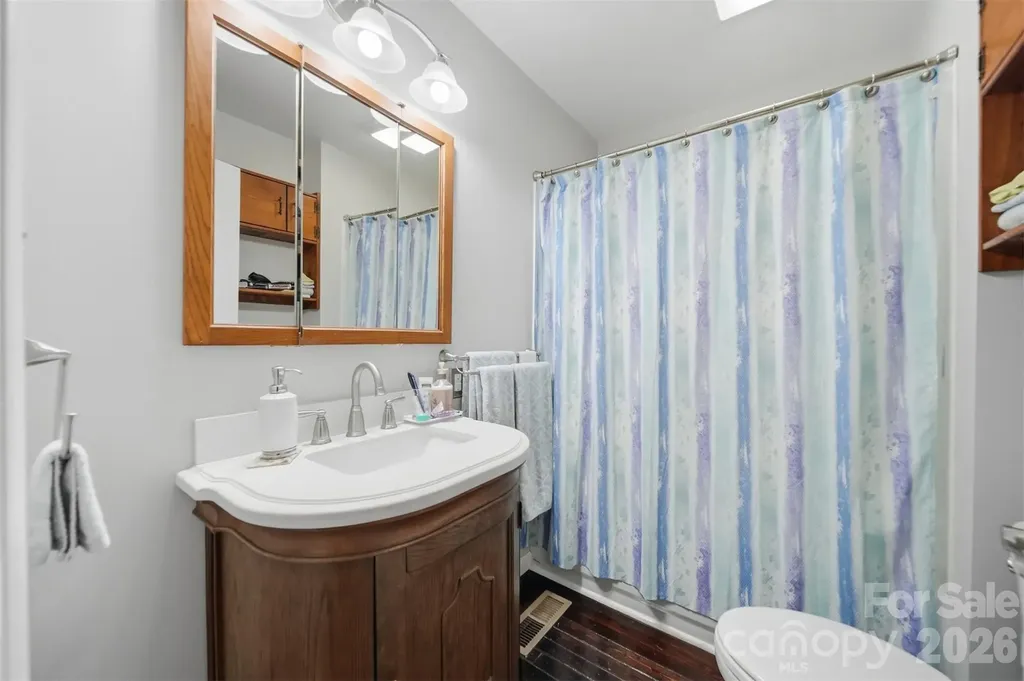 431 W 20th Street Newton NC 28658