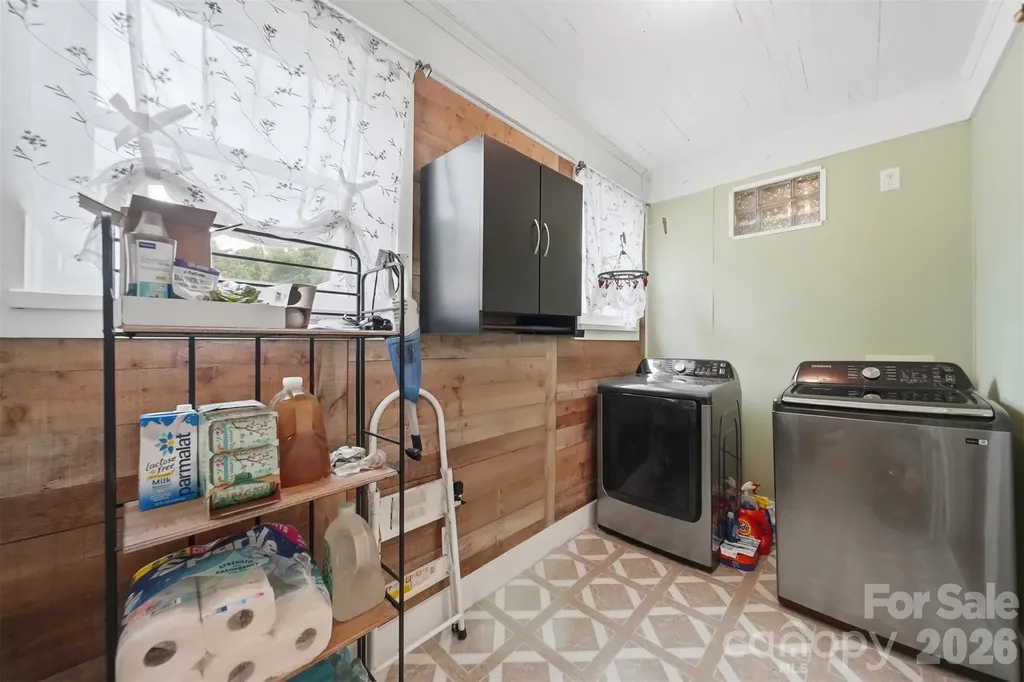 431 W 20th Street Newton NC 28658