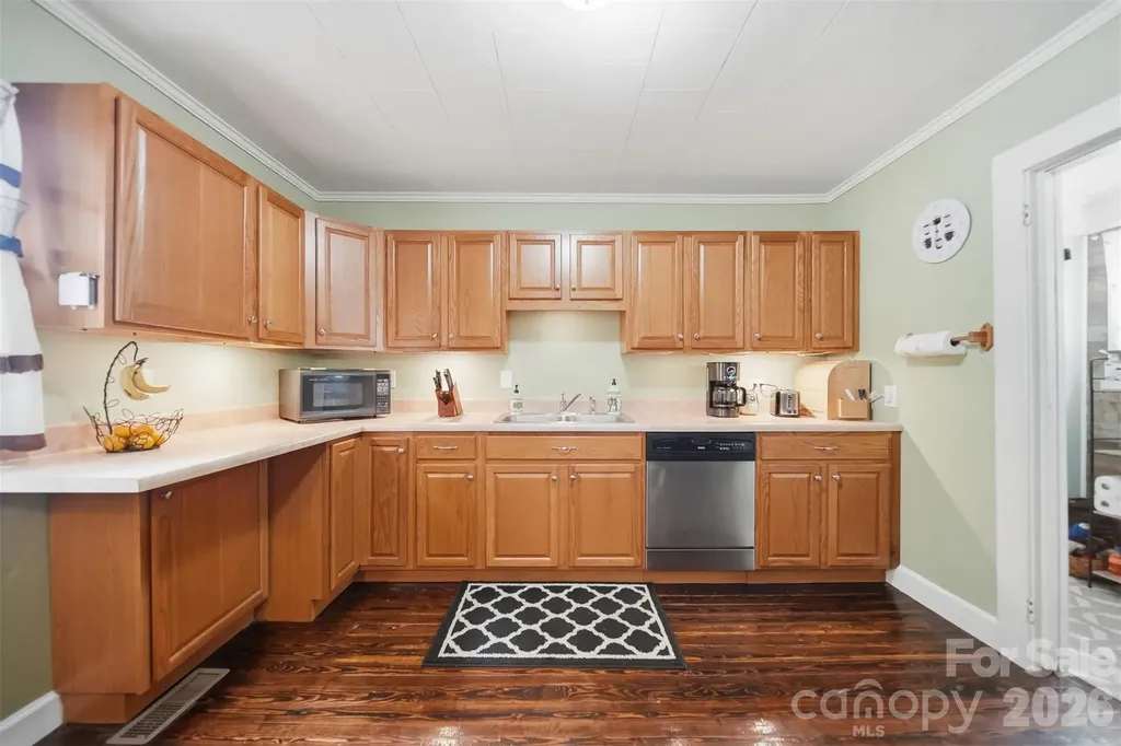 431 W 20th Street Newton NC 28658