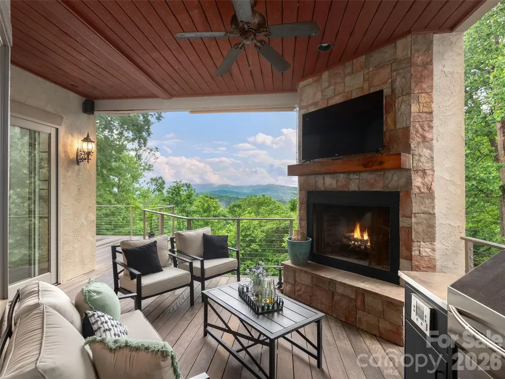 433 Coopers Hawk Drive Asheville NC 28803