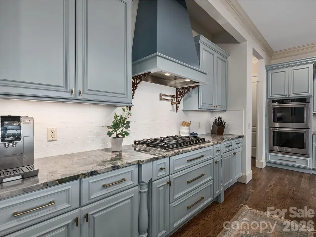 433 Coopers Hawk Drive Asheville NC 28803