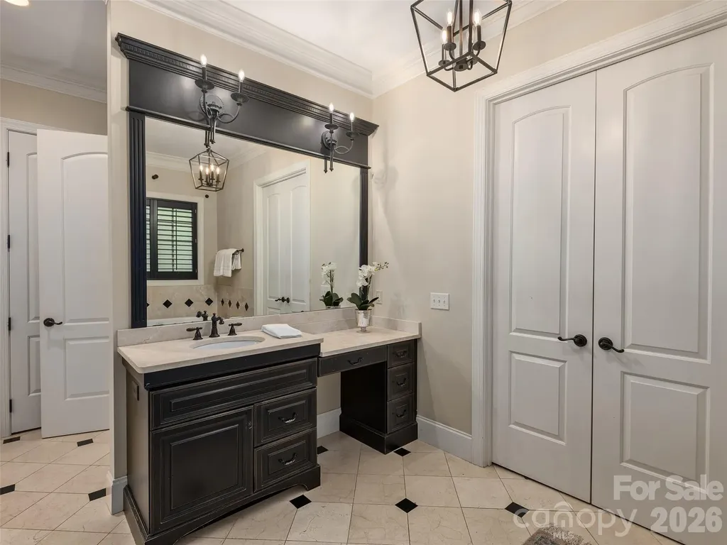 433 Coopers Hawk Drive Asheville NC 28803