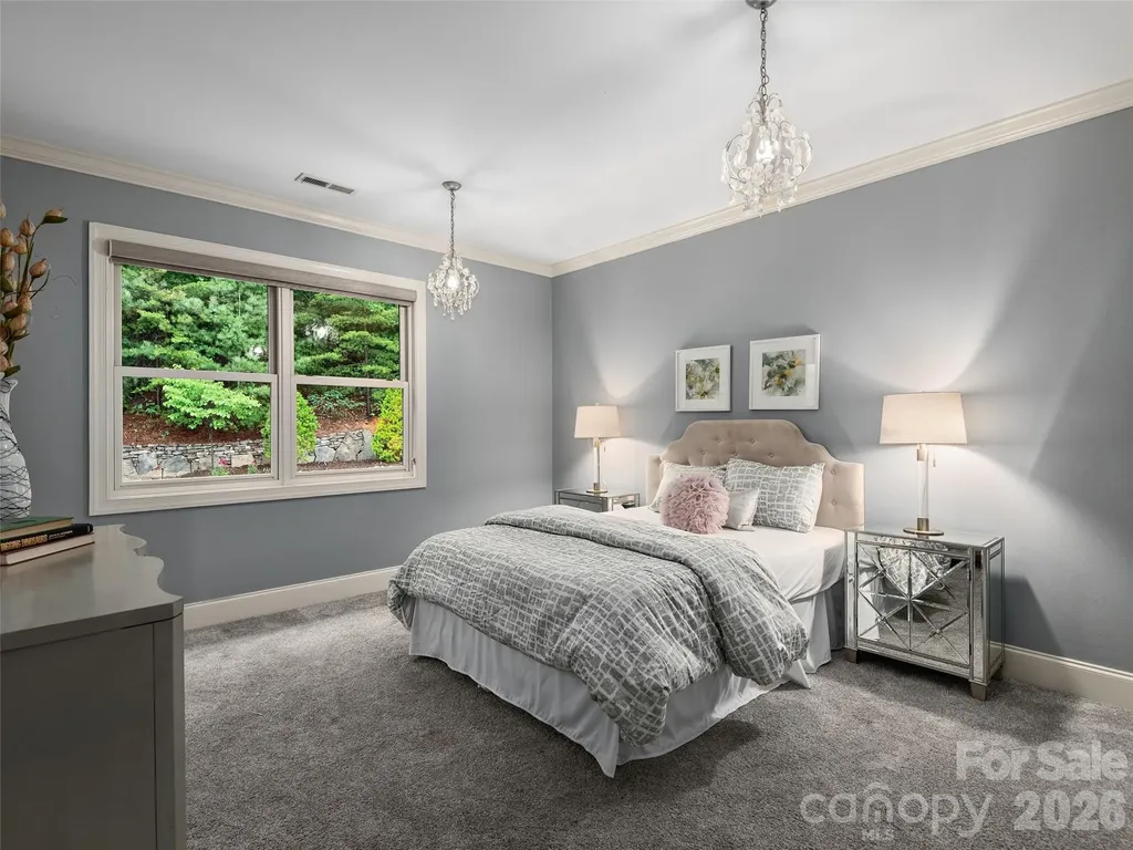 433 Coopers Hawk Drive Asheville NC 28803