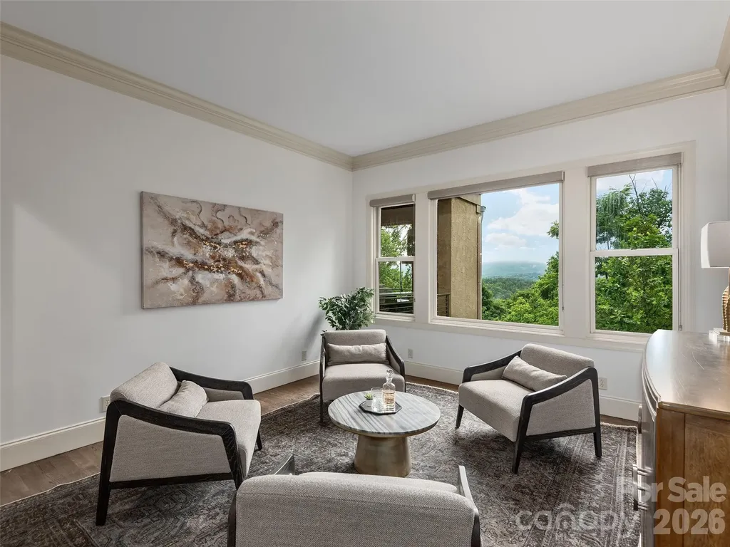 433 Coopers Hawk Drive Asheville NC 28803