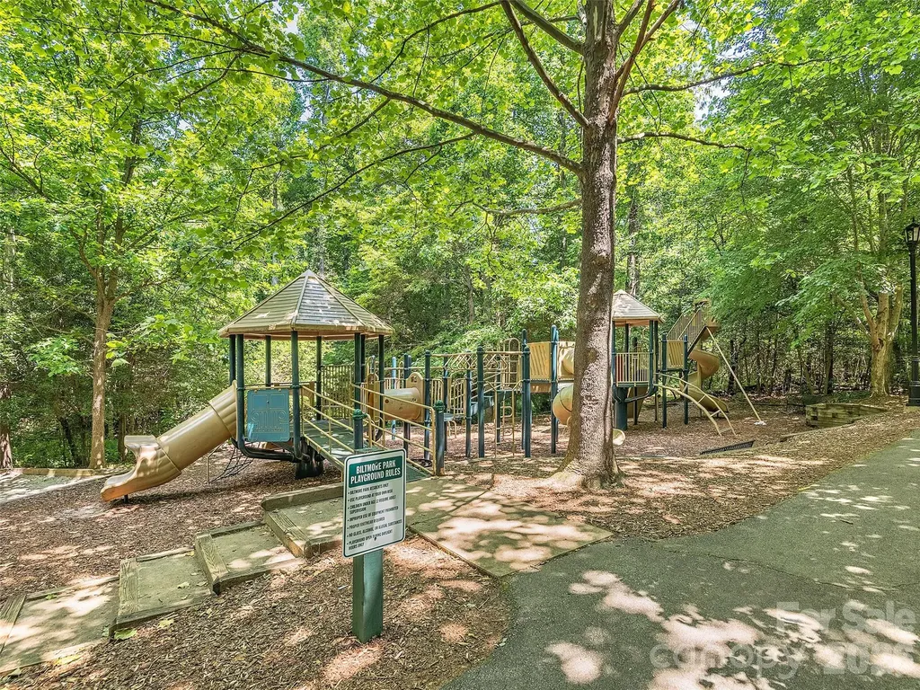 433 Coopers Hawk Drive Asheville NC 28803