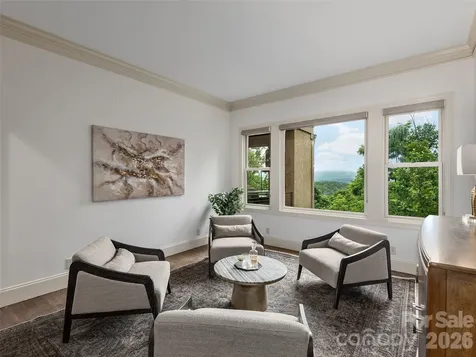 433 Coopers Hawk Drive Asheville NC 28803