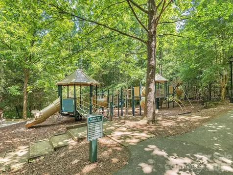 433 Coopers Hawk Drive Asheville NC 28803
