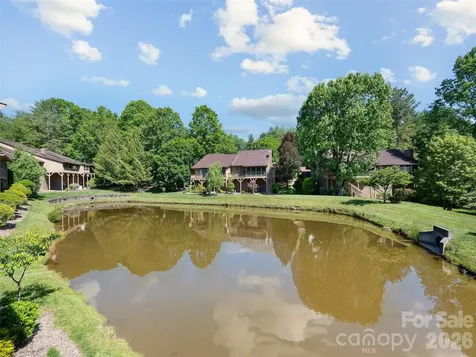 905 Red Oak Drive Hendersonville NC 28791