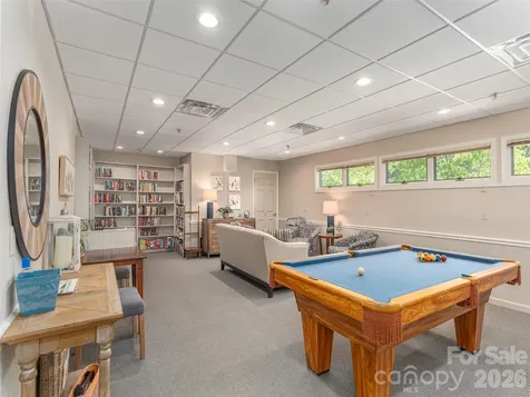 905 Red Oak Drive Hendersonville NC 28791