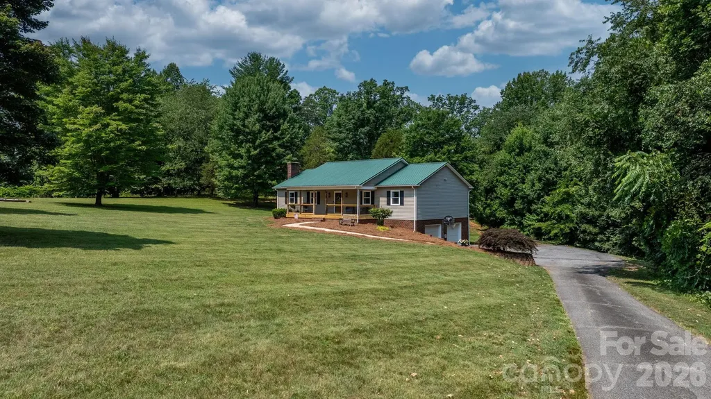 2990 Clarks Chapel Road Lenoir NC 28645