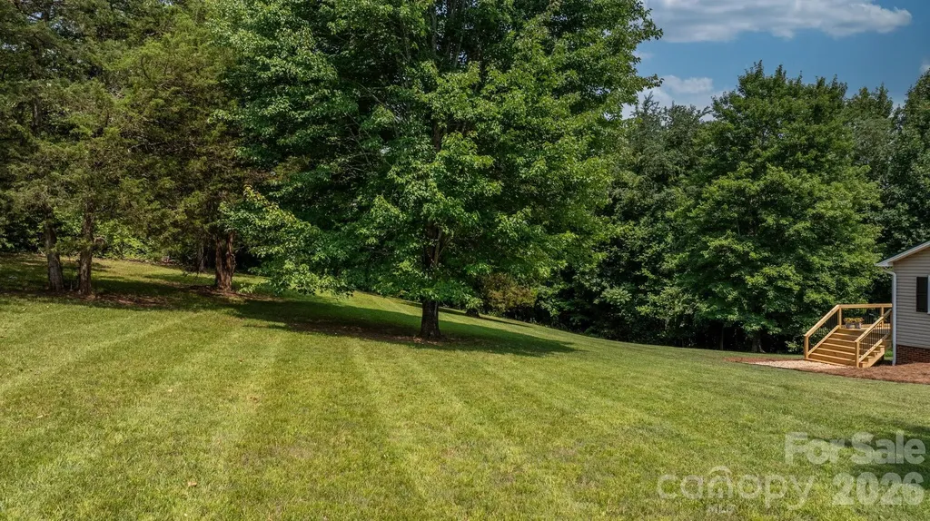 2990 Clarks Chapel Road Lenoir NC 28645