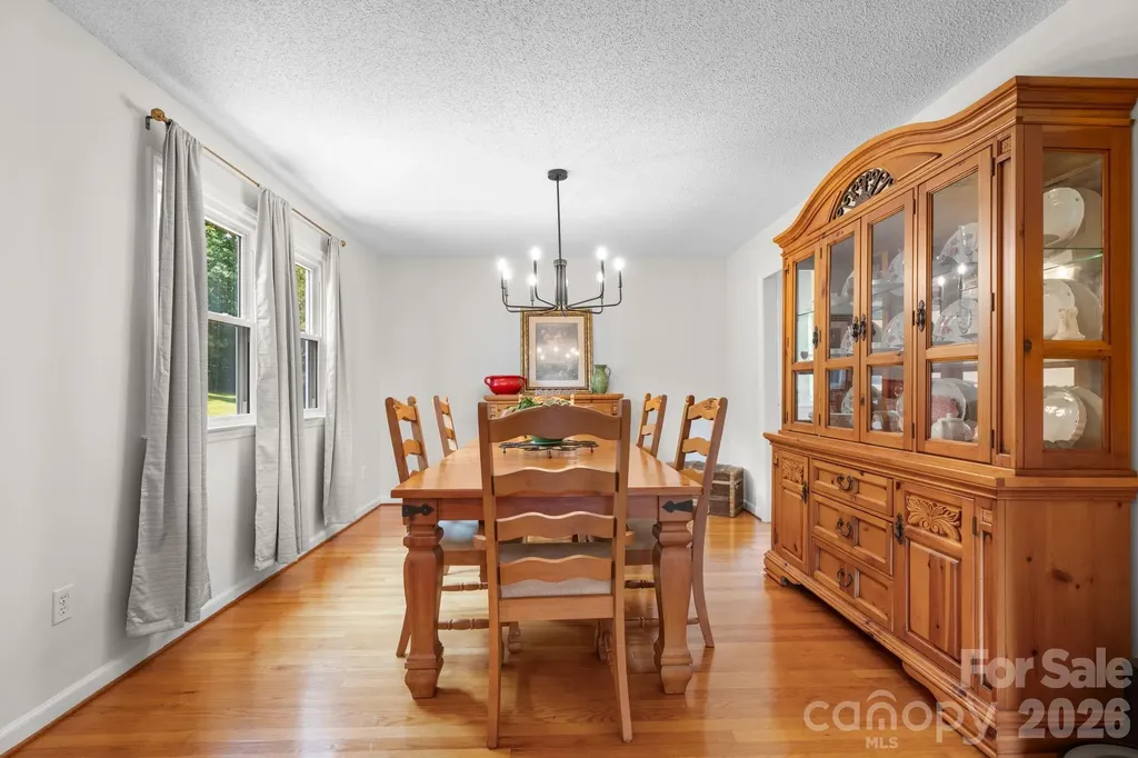 2990 Clarks Chapel Road Lenoir NC 28645