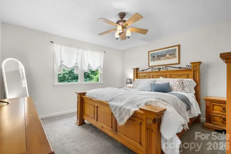 2990 Clarks Chapel Road Lenoir NC 28645