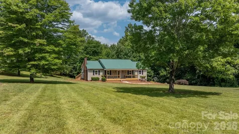 2990 Clarks Chapel Road Lenoir NC 28645