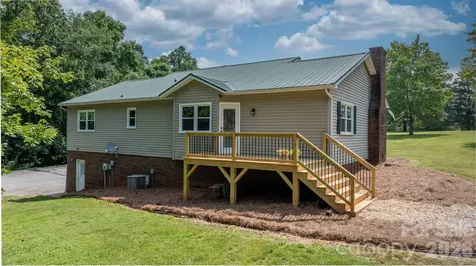 2990 Clarks Chapel Road Lenoir NC 28645