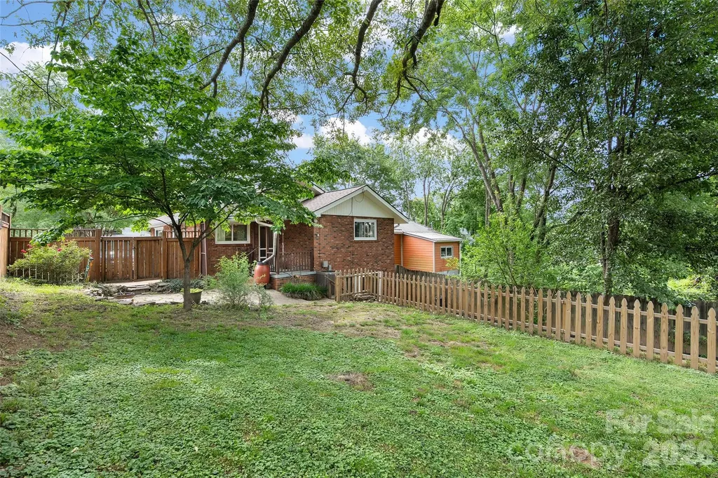 155 Michigan Avenue Asheville NC 28806