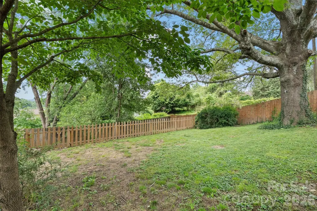 155 Michigan Avenue Asheville NC 28806