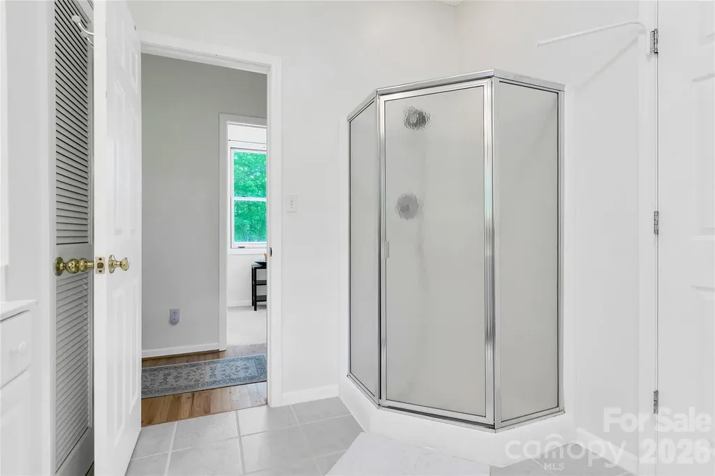 154 Chestnut Lane Cedar Mountain NC 28718
