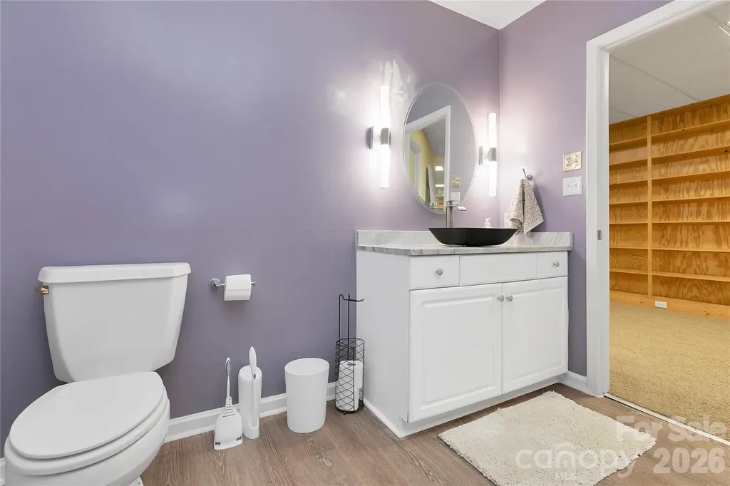 154 Chestnut Lane Cedar Mountain NC 28718