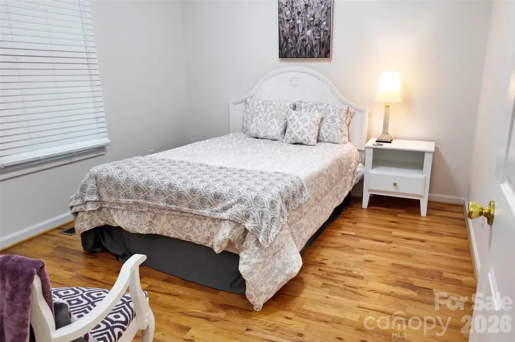 154 Chestnut Lane Cedar Mountain NC 28718